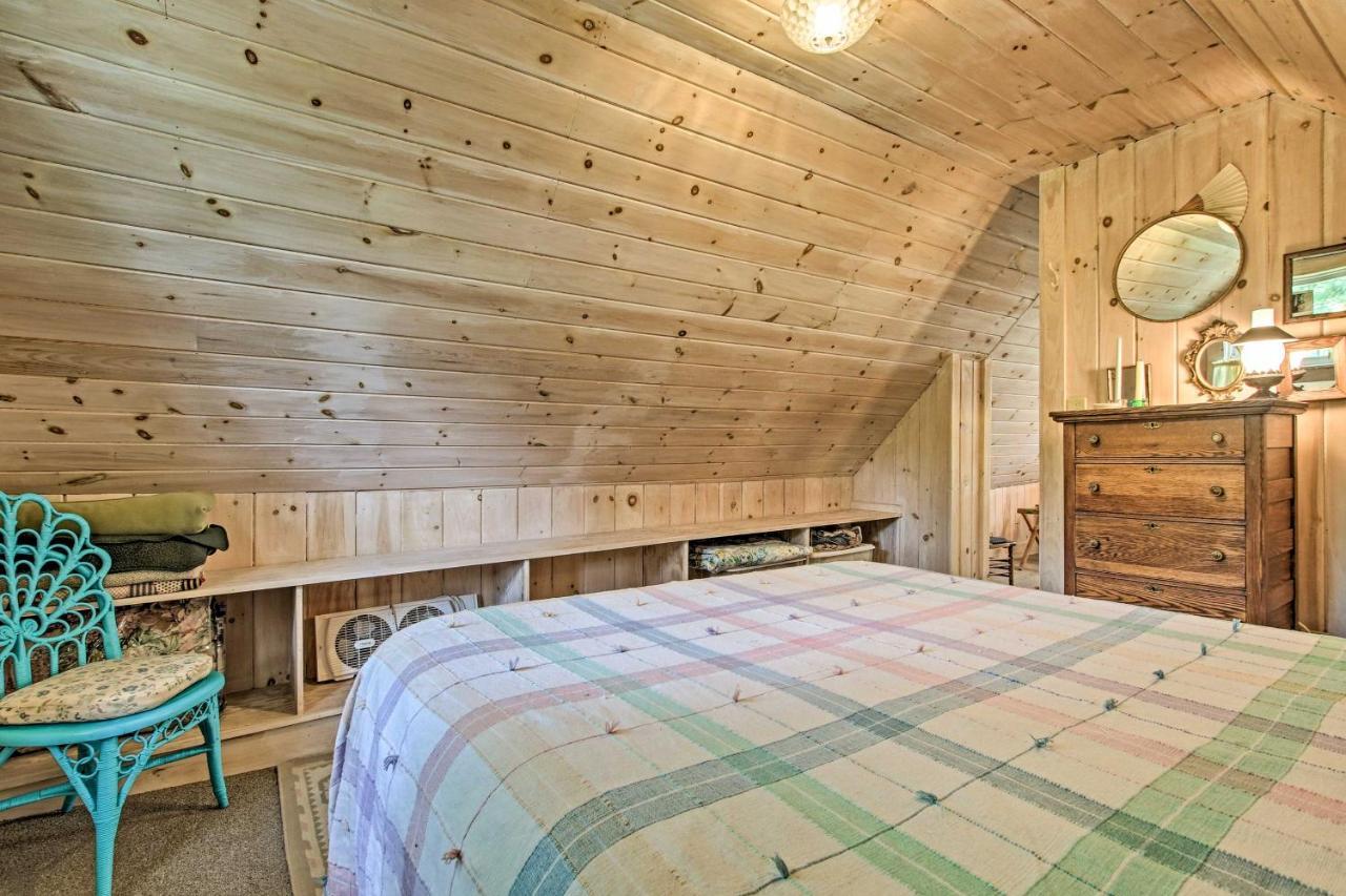 Rustic-Chic Cottage With Yard And Grill - Near Hiking! Нортфілд Екстер'єр фото